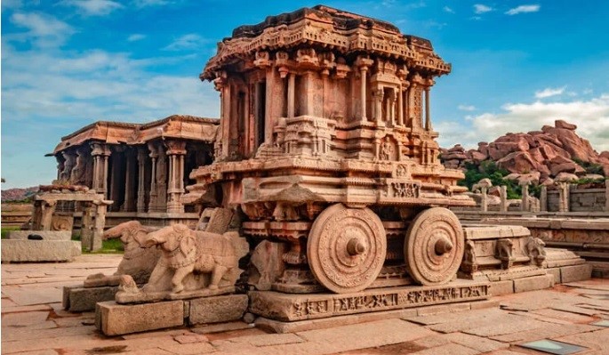 Hampi’s Golden Age: When Streets Glittered with Stories of Gold 👑